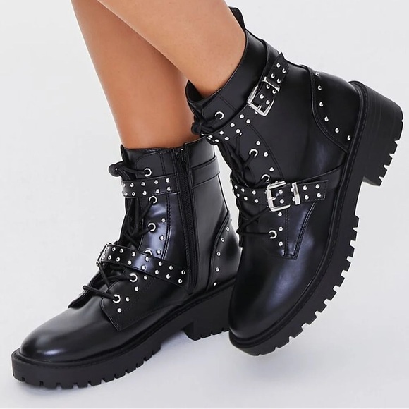 NWT Forever 21 black studded strap combat boots size 7.5 - Picture 2 of 8